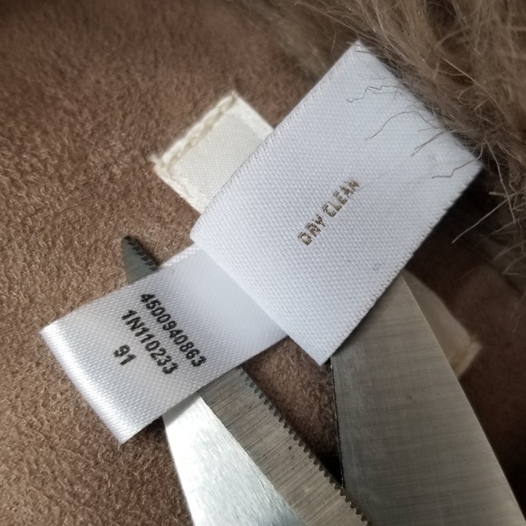 Chico's Faux Fur Sueded Cropped Jacket Size 0 Smal - Picture 4 of 6